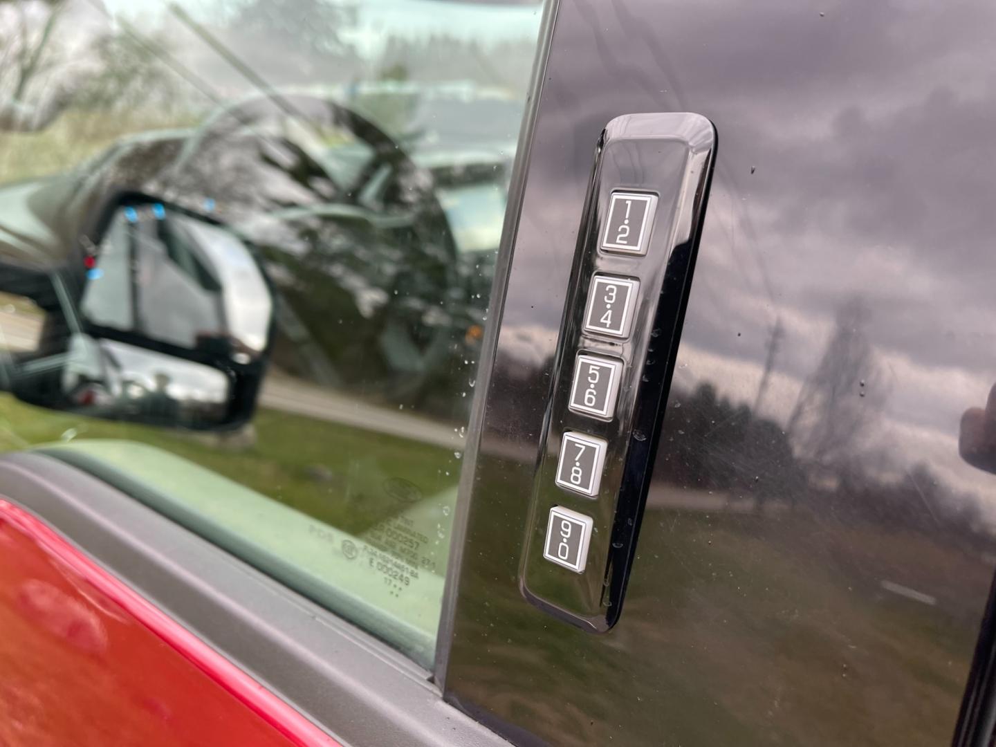 2018 Red /Gray Ford F-150 XLT SuperCrew 5.5-ft. Bed 4WD (1FTEW1EP7JF) with an 2.7L V6 DOHC 24V TWIN TURBO engine, 10 Speed Auto transmission, located at 11115 Chardon Rd. , Chardon, OH, 44024, (440) 214-9705, 41.580246, -81.241943 - Photo#19